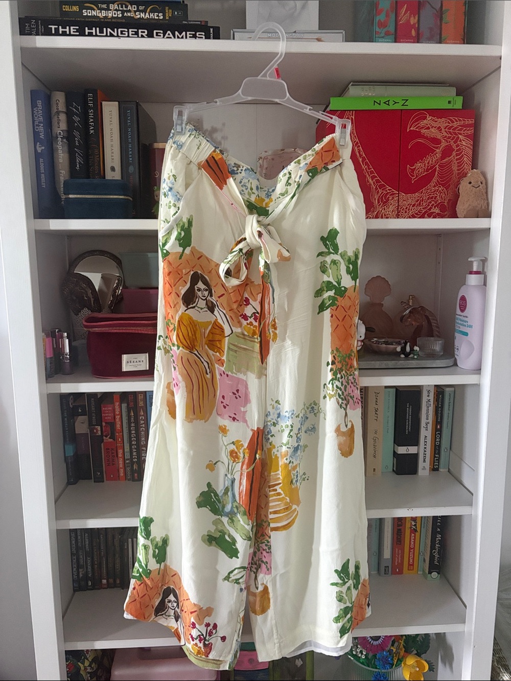 EUC aritzia Wilfred crepete capris in size M